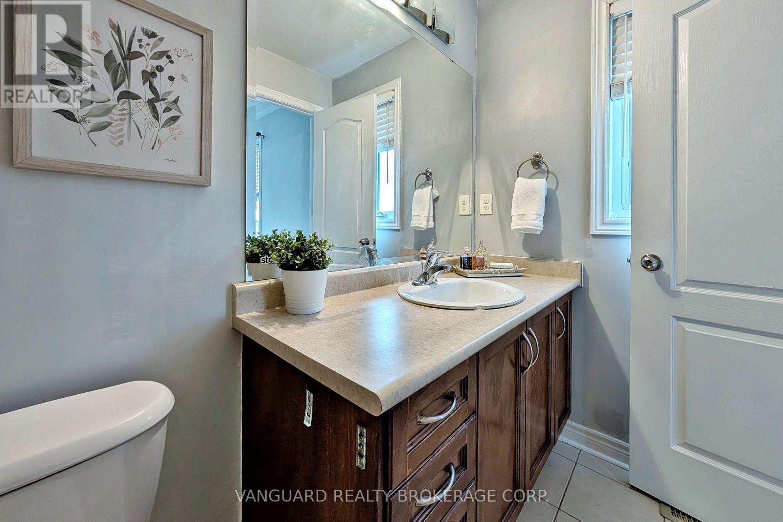 63 Mccann Crescent, Bradford West Gwillimbury (Bradford), Ontario  L3Z 0G6 - Photo 32 - N13056726