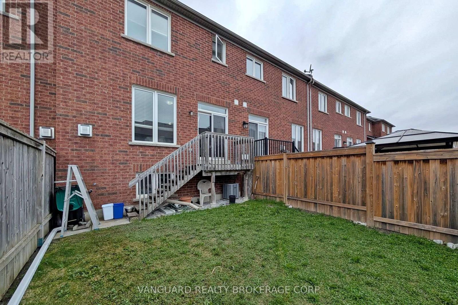 63 Mccann Crescent, Bradford West Gwillimbury (Bradford), Ontario  L3Z 0G6 - Photo 42 - N13056726