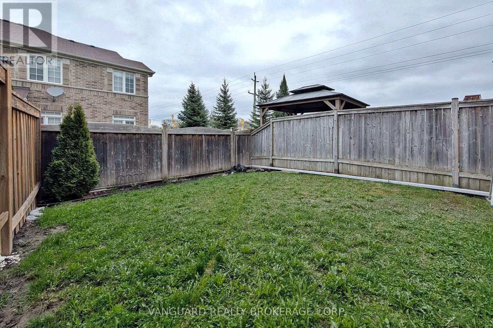 63 Mccann Crescent, Bradford West Gwillimbury (Bradford), Ontario  L3Z 0G6 - Photo 45 - N13056726