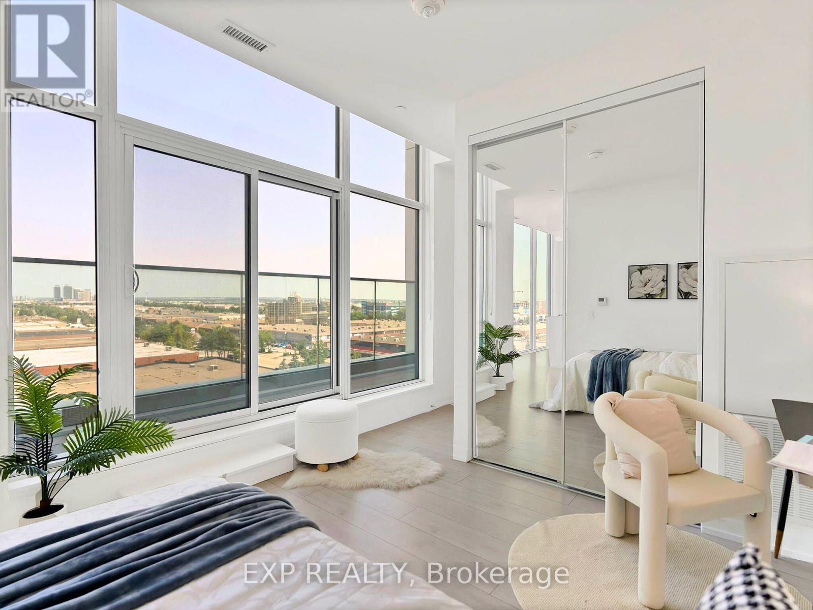 UNIT 811 - 950 PORTAGE PARKWAY, vaughan (vaughan corporate centre), Ontario