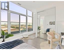 UNIT 811 - 950 PORTAGE PARKWAY, Vaughan, Ontario