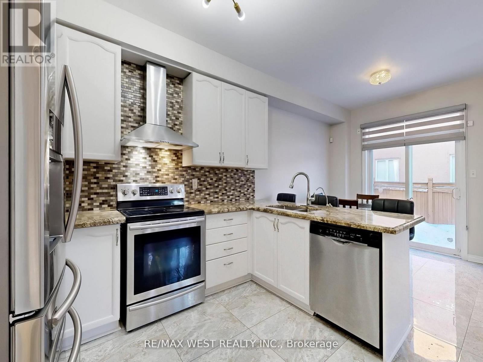 56 Planter Crescent, Vaughan (Vellore Village), Ontario  L4H 2V5 - Photo 18 - N13056790