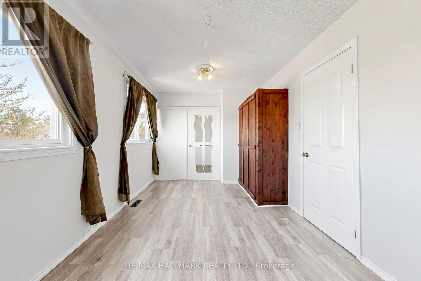 304 Maciver Boulevard, Newmarket, Ontario  L3X 1Y4 - Photo 19 - N13056810