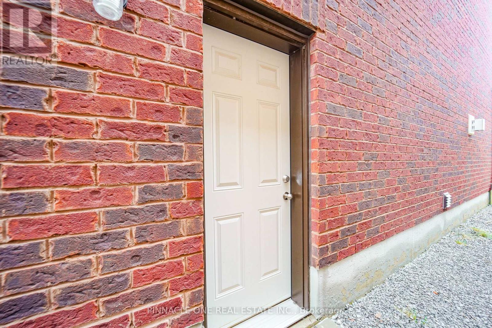 305 Danny Wheeler Boulevard, Georgina, Ontario  L4P 0K1 - Photo 32 - N13056830