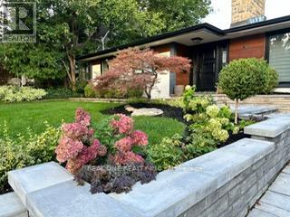 54 Leisure Lane, Richmond Hill (Mill Pond), Ontario  L4C 4X1 - Photo 3 - N13056922