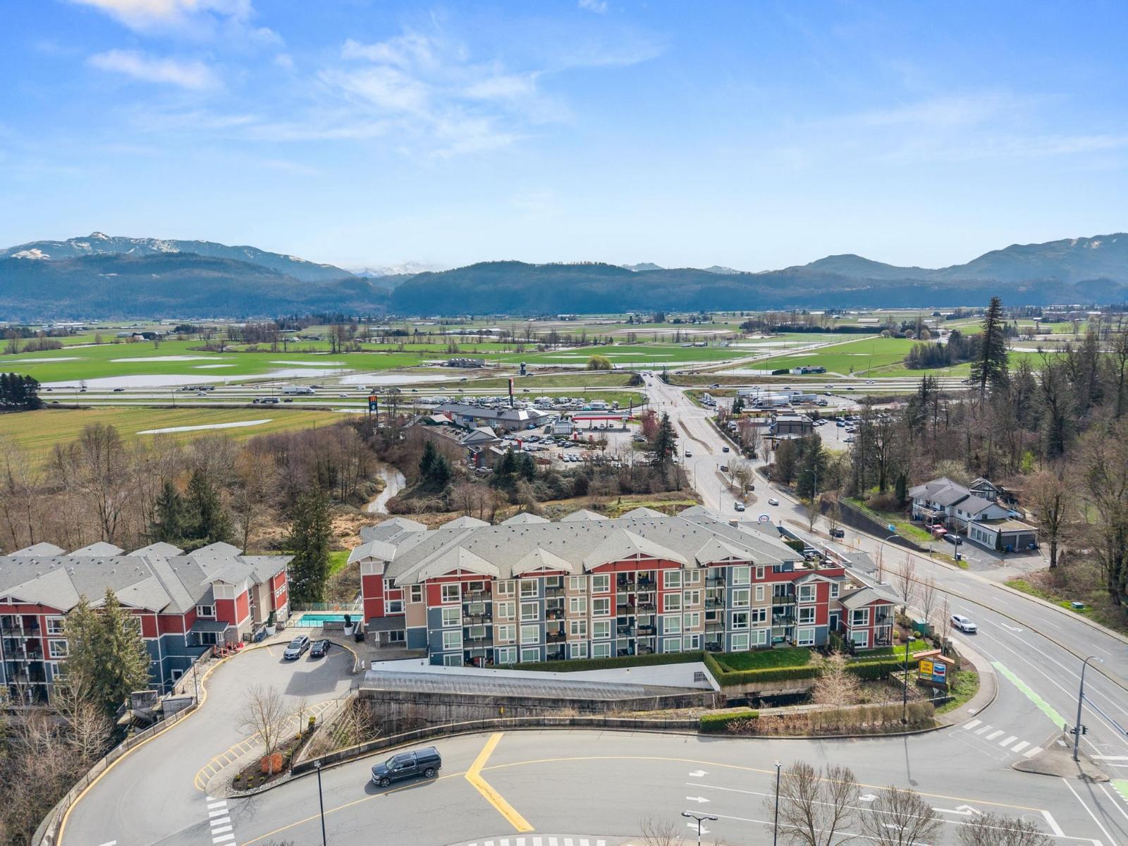 217 2242 Whatcom Road, Abbotsford, British Columbia  V3G 0G3 - Photo 2 - R3111471