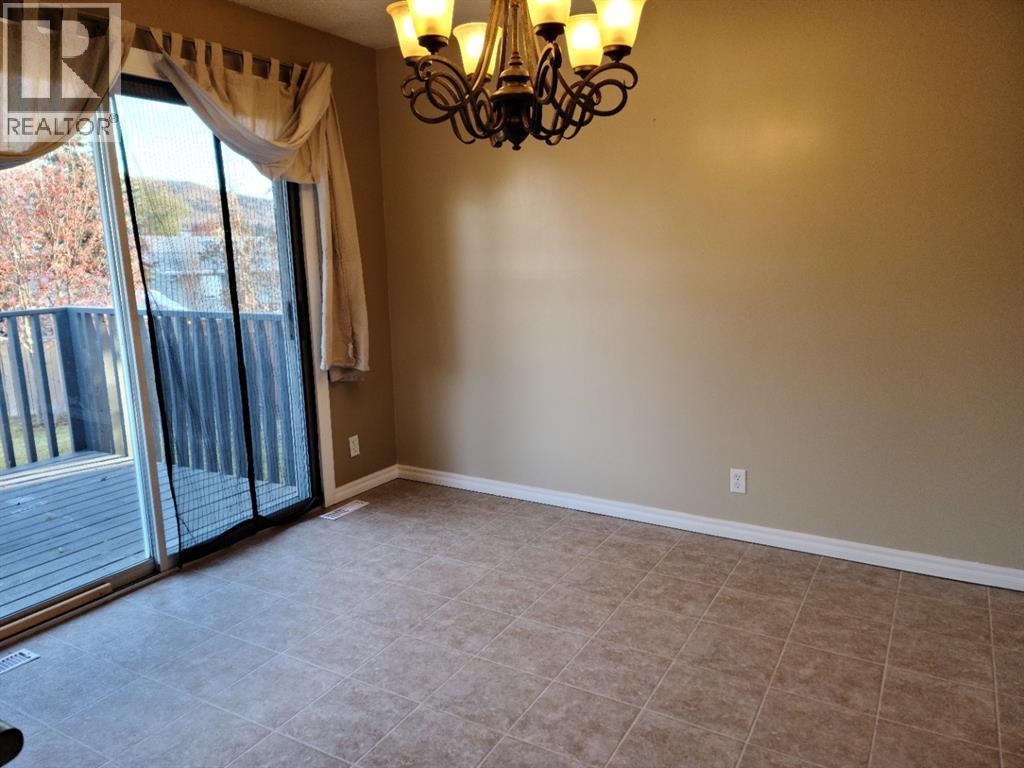 7413 96 Street, Peace River, Alberta  T8S 1E4 - Photo 8 - A2294704