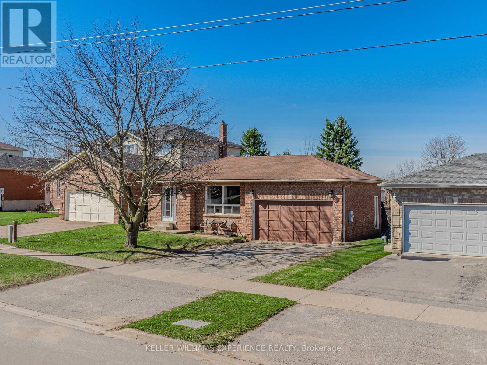 321 Park Street, Orillia, Ontario  L3V 7R6 - Photo 2 - S13056602