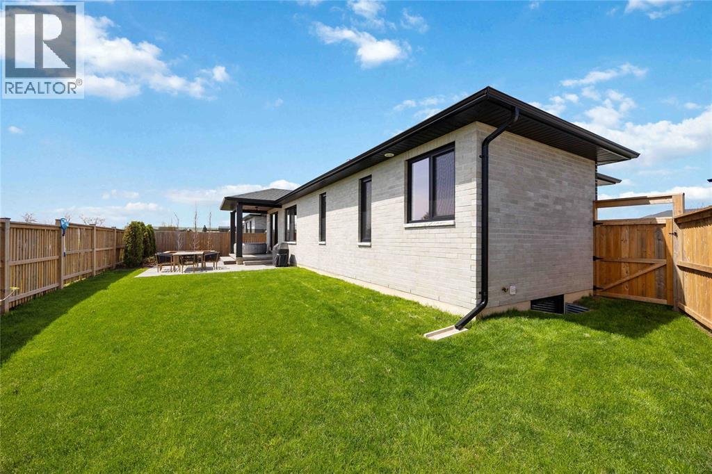 621 Mead Court, Sarnia, Ontario  N7W 0B5 - Photo 50 - 26009373
