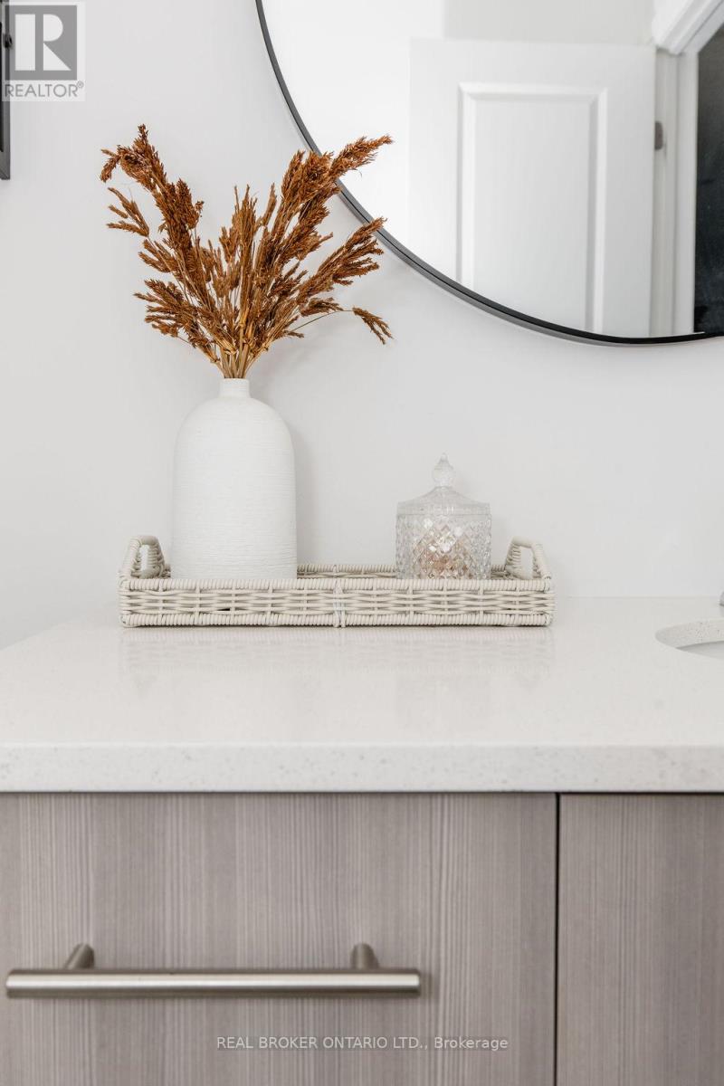 609 - 304 Essa Road, Barrie, Ontario  L9J 0H4 - Photo 33 - S13056618