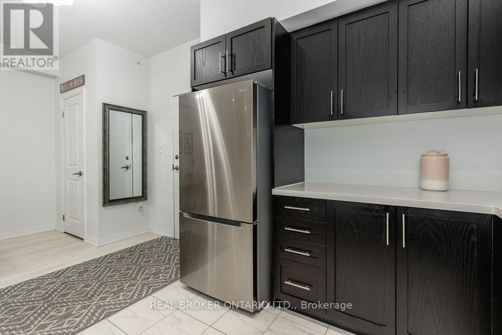 609 - 304 Essa Road, Barrie, Ontario  L9J 0H4 - Photo 9 - S13056618