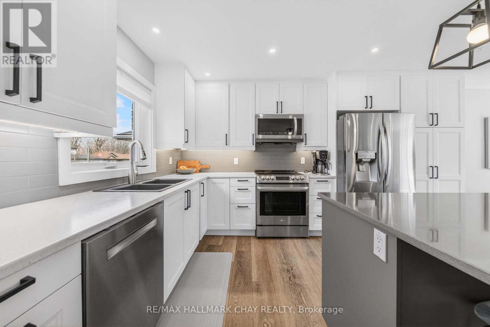 51 Mcdermitt Trail, Tay (Victoria Harbour), Ontario  L0K 2A0 - Photo 12 - S13056652