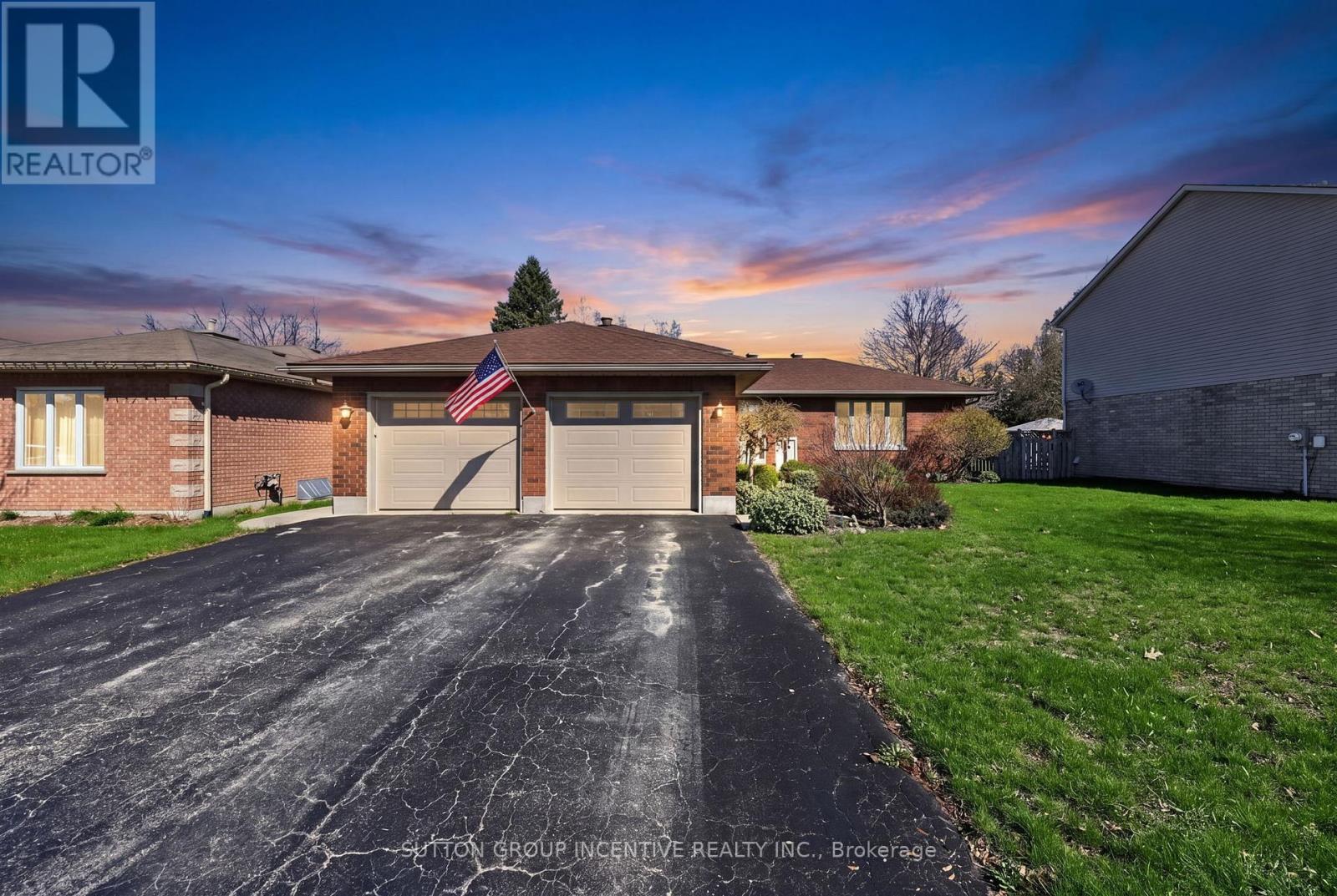 10 Archer Crescent, Springwater (Elmvale), Ontario  L0L 1P0 - Photo 2 - S13056658