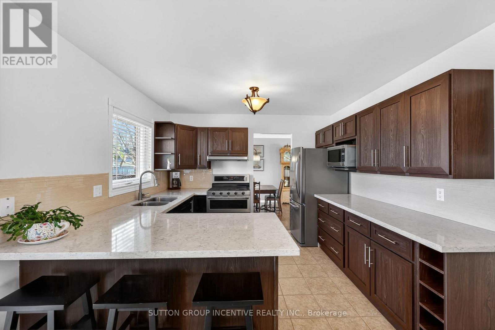 10 Archer Crescent, Springwater (Elmvale), Ontario  L0L 1P0 - Photo 9 - S13056658