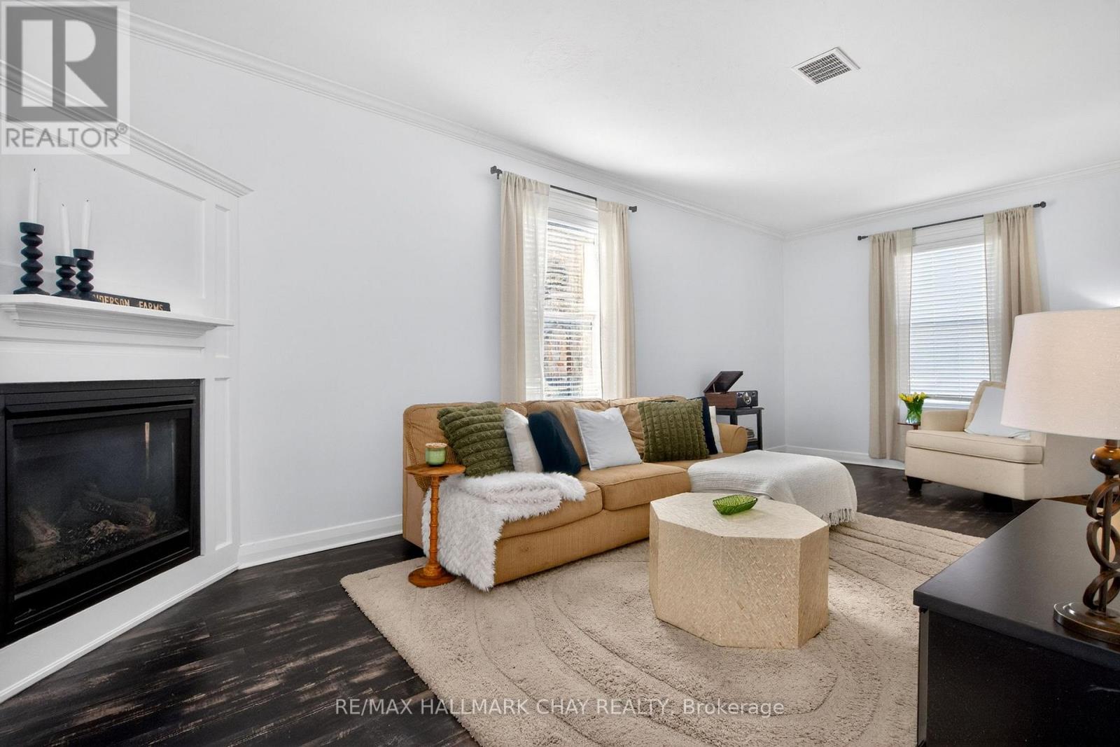 19 Yonge Street S, Springwater, Ontario  L0L 1P0 - Photo 15 - S13056710