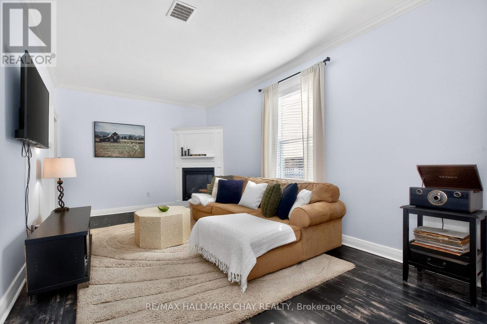 19 Yonge Street S, Springwater, Ontario  L0L 1P0 - Photo 17 - S13056710