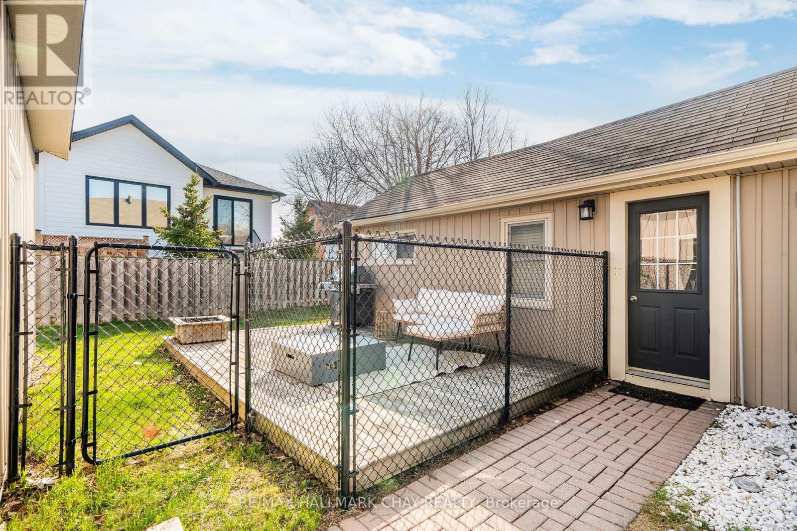 19 Yonge Street S, Springwater, Ontario  L0L 1P0 - Photo 41 - S13056710