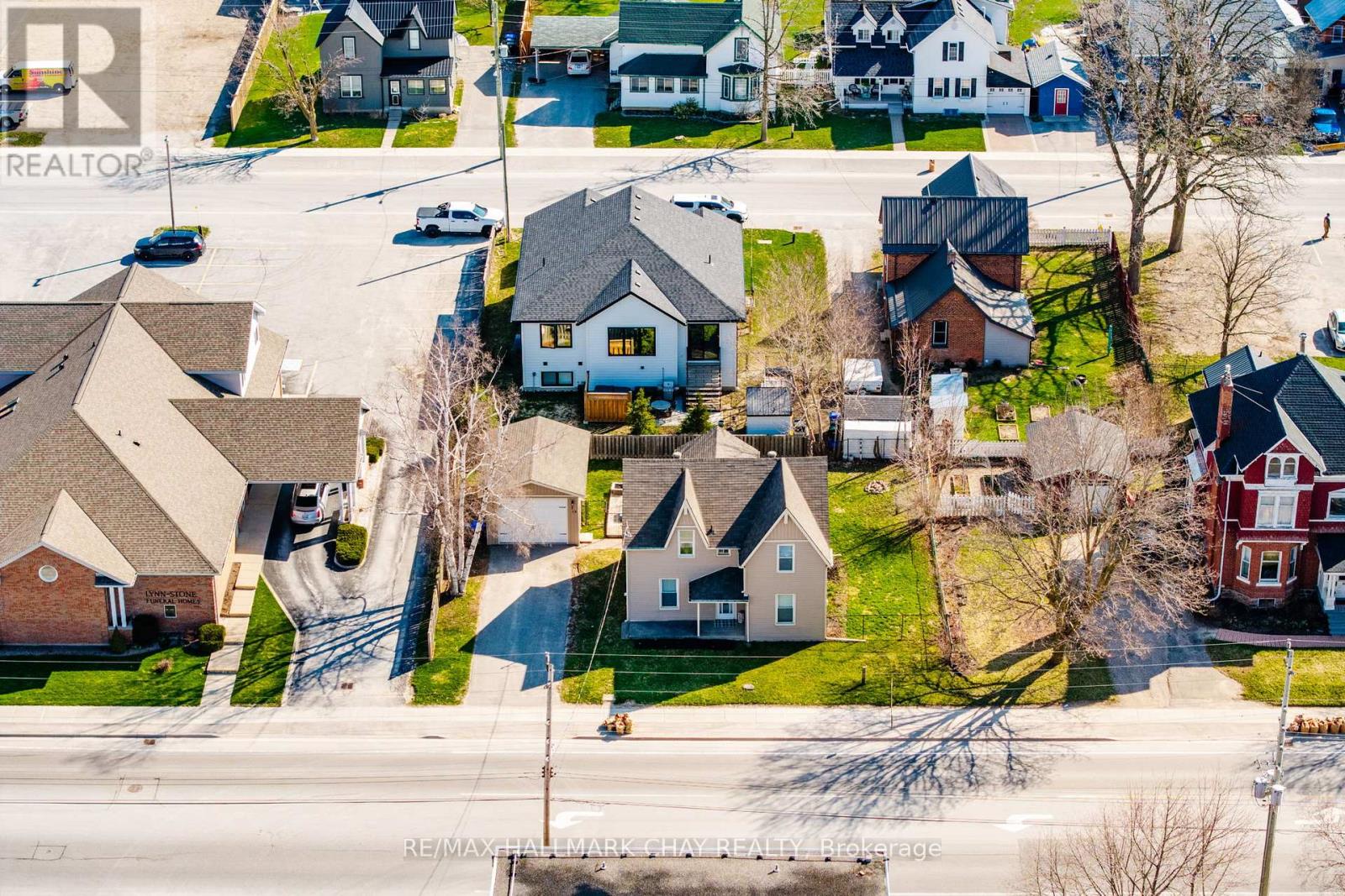 19 Yonge Street S, Springwater, Ontario  L0L 1P0 - Photo 47 - S13056710