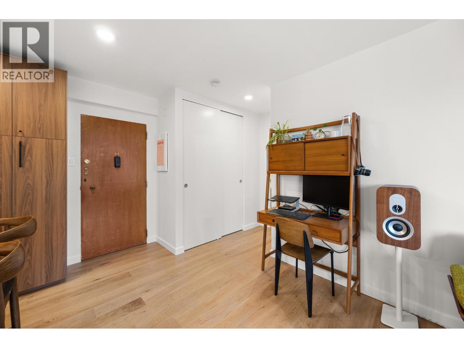 320 1445 Marpole Avenue, Vancouver, British Columbia  V6H 1S5 - Photo 25 - R3090412