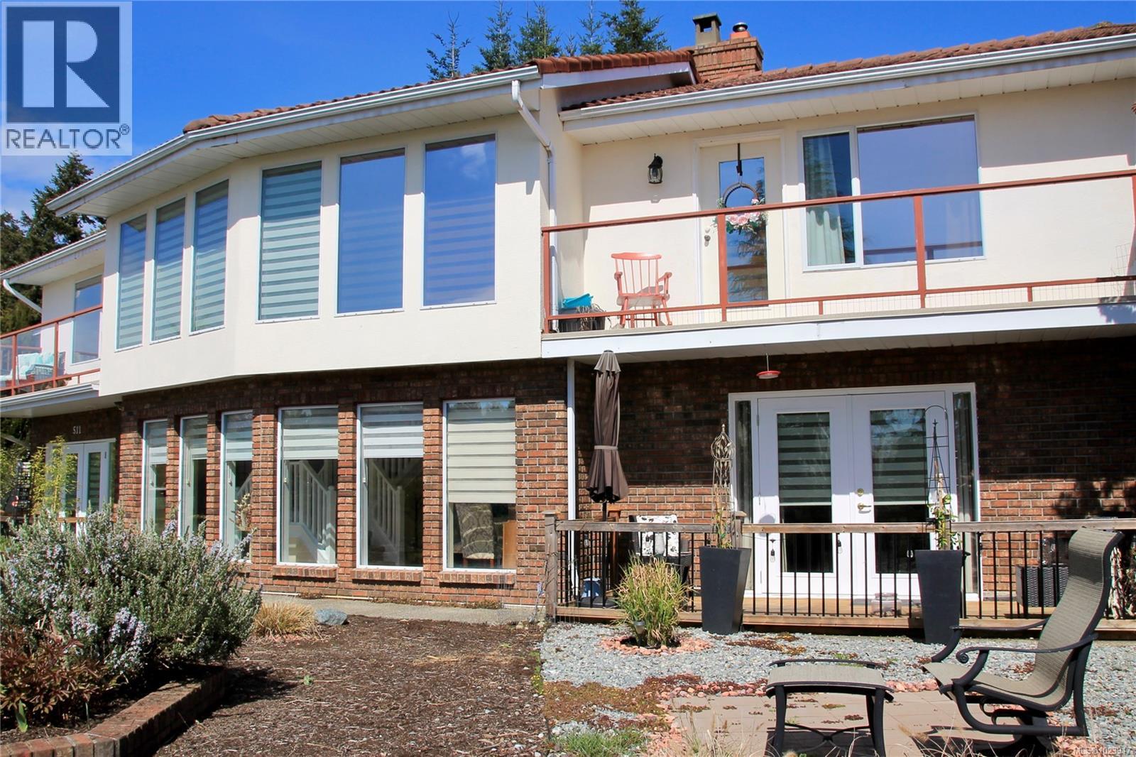 511 Panorama Pl, Parksville, British Columbia  V9P 1A4 - Photo 2 - 1023917