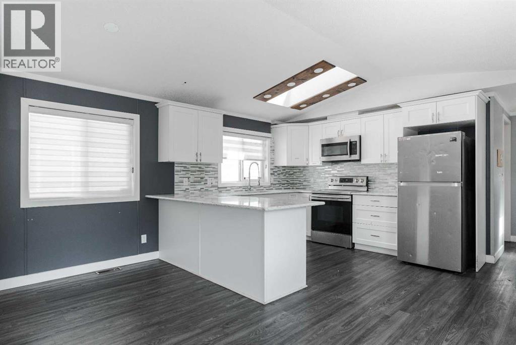 216 Harpe Way, Fort Mcmurray, Alberta  T9K 2K8 - Photo 2 - A2306204