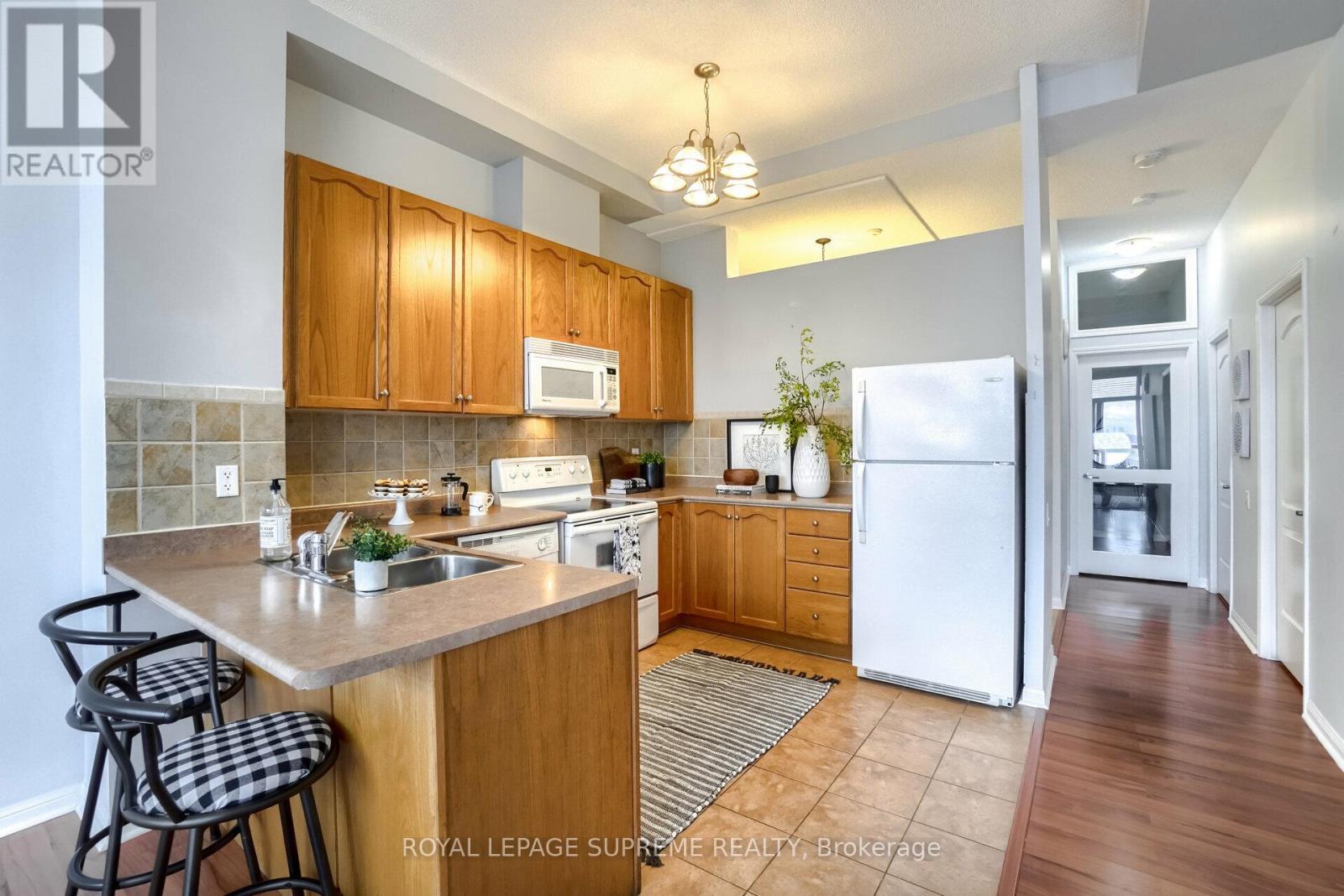 605 - 1600 Keele Street, Toronto, Ontario  M6N 5J1 - Photo 8 - W13056564