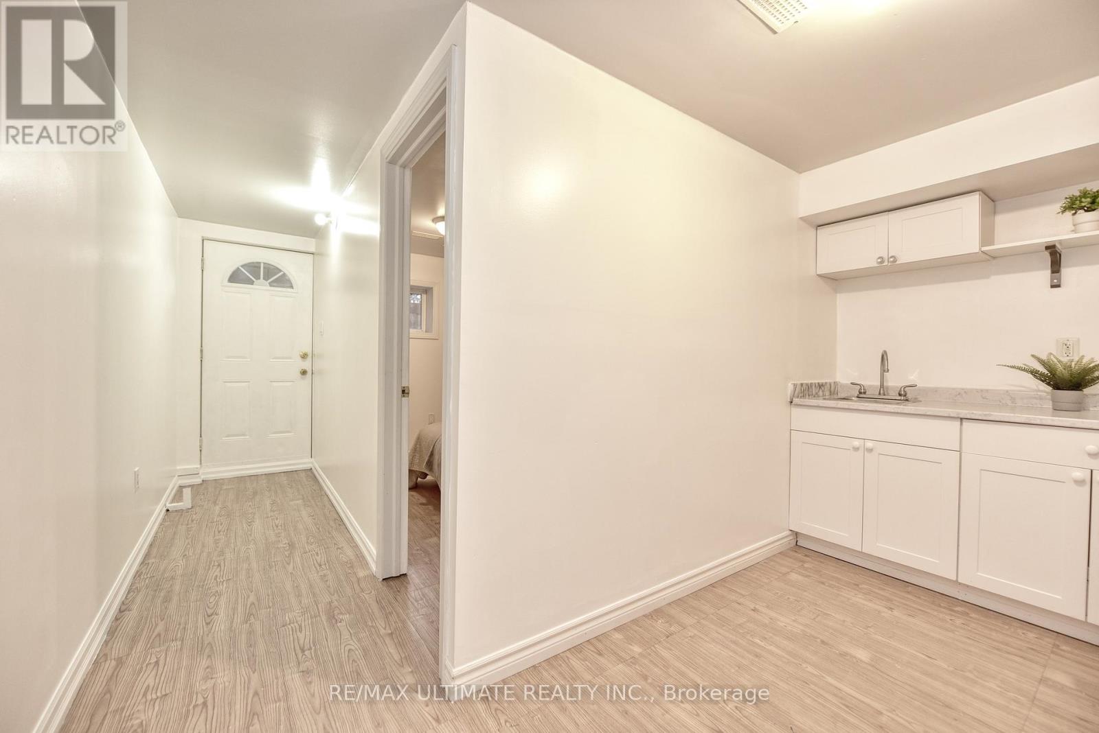 227 Earlscourt Avenue, Toronto, Ontario  M6E 4B4 - Photo 23 - W13056584