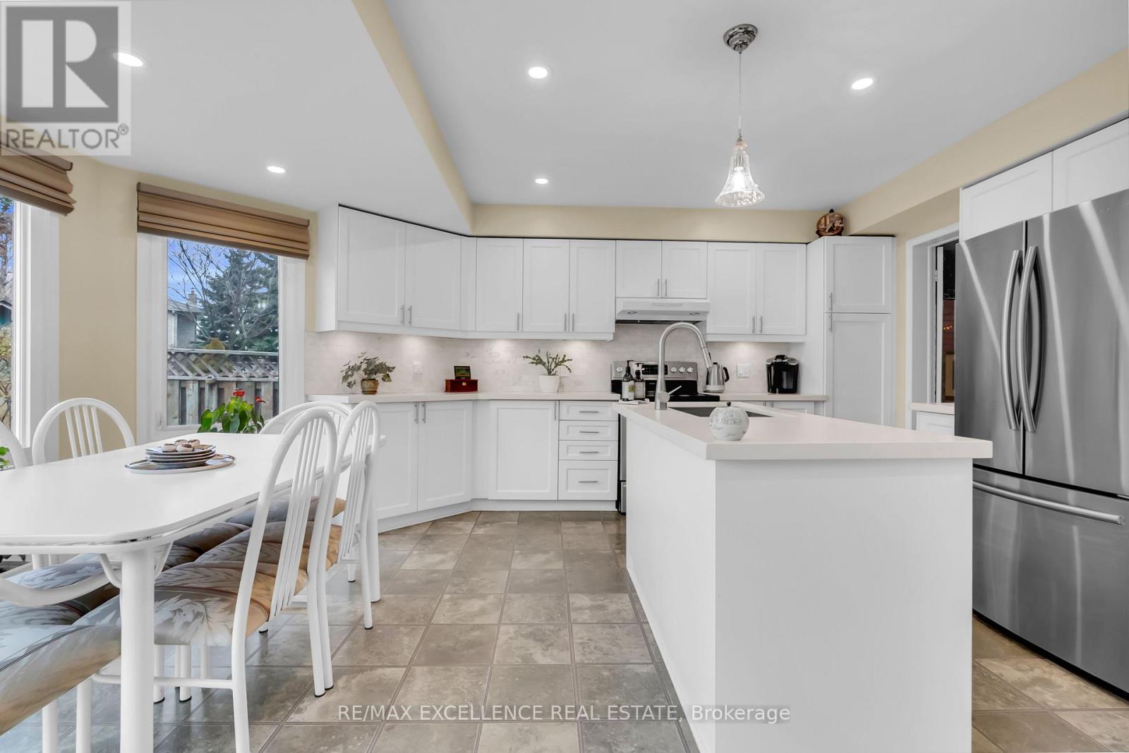 4 Novella Place, Brampton, Ontario  L6S 5X1 - Photo 13 - W13056586