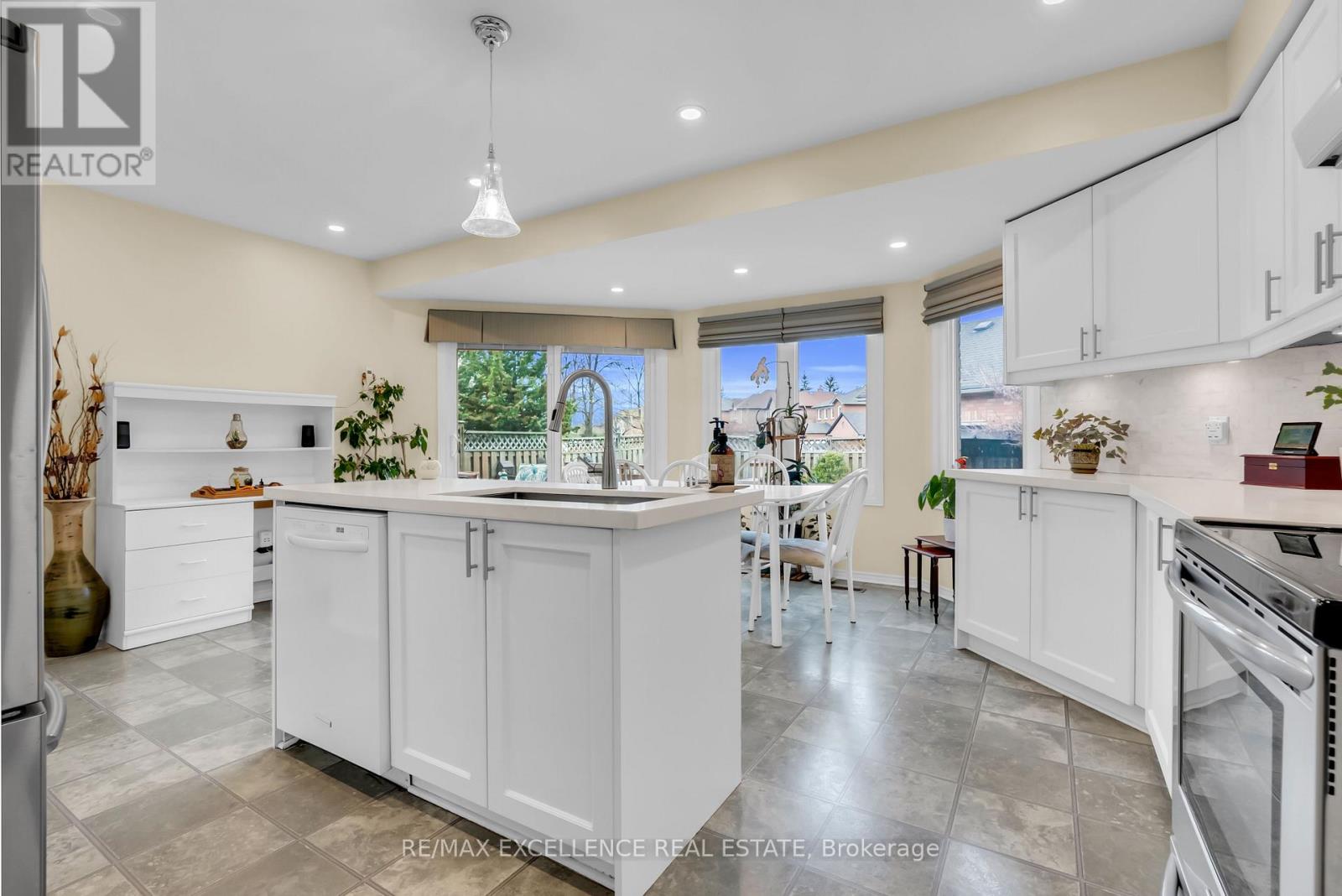 4 Novella Place, Brampton, Ontario  L6S 5X1 - Photo 16 - W13056586