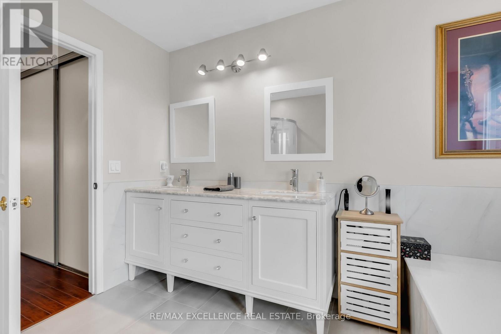 4 Novella Place, Brampton, Ontario  L6S 5X1 - Photo 30 - W13056586