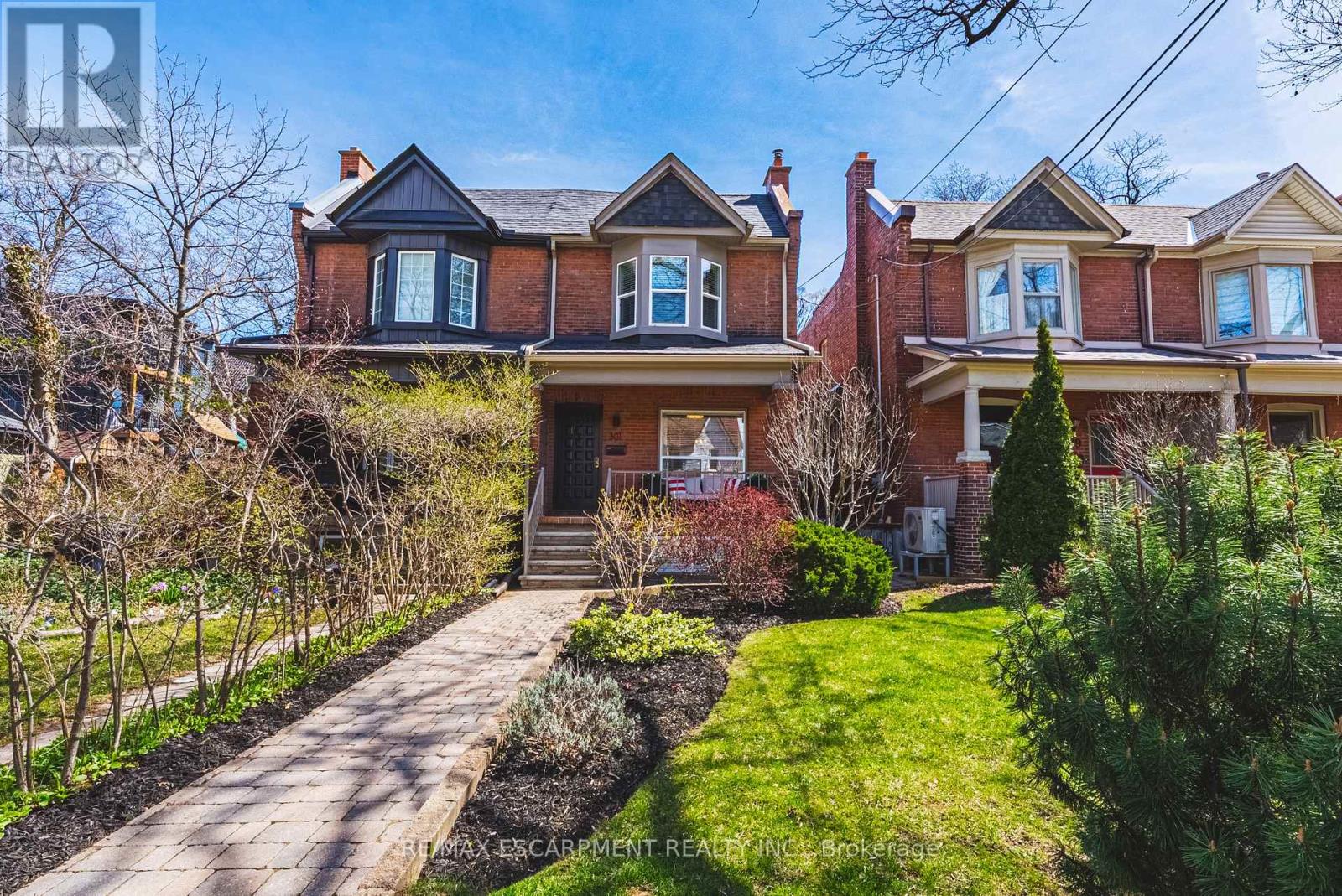 301 EVELYN AVENUE, Toronto, Ontario