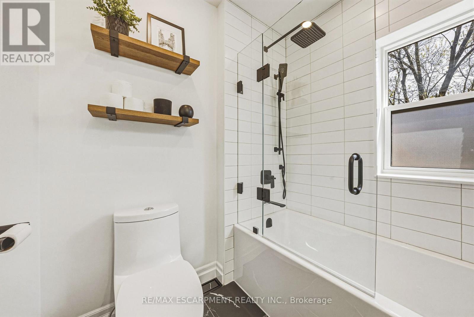 301 Evelyn Avenue, Toronto, Ontario  M6P 2Z8 - Photo 22 - W13056588