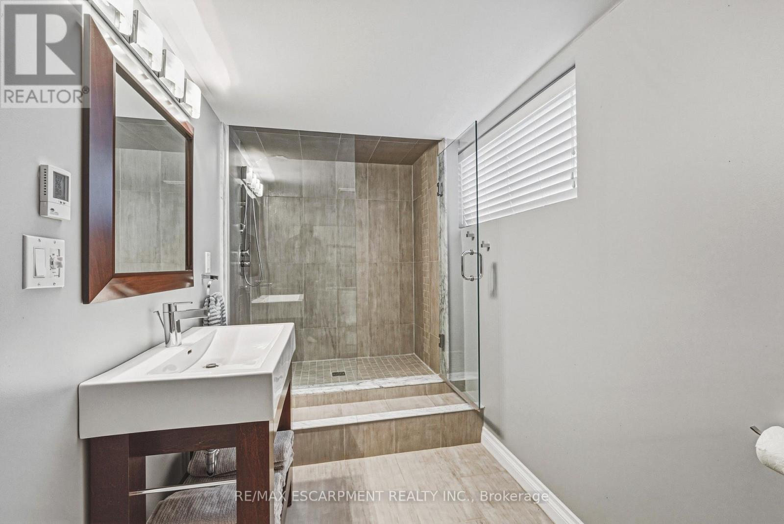 301 Evelyn Avenue, Toronto, Ontario  M6P 2Z8 - Photo 29 - W13056588