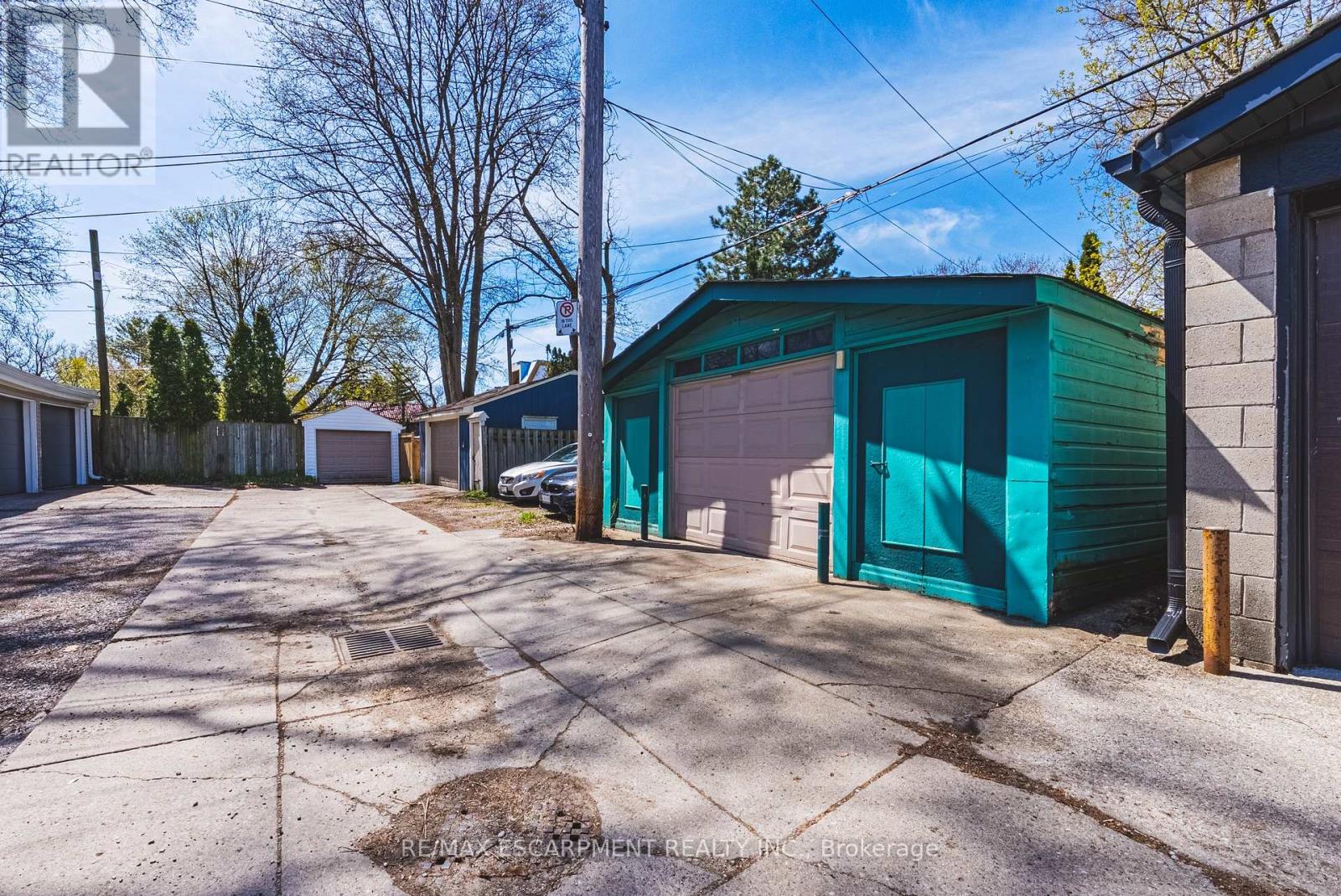 301 Evelyn Avenue, Toronto, Ontario  M6P 2Z8 - Photo 38 - W13056588