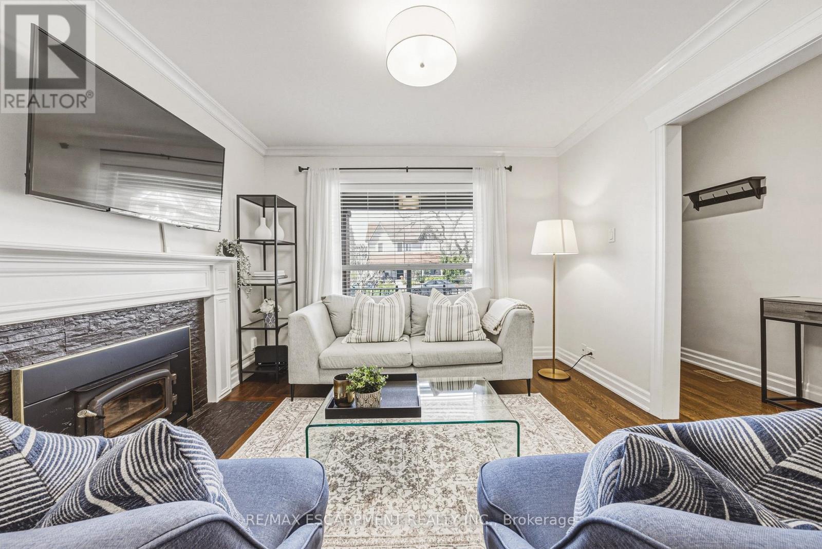 301 Evelyn Avenue, Toronto, Ontario  M6P 2Z8 - Photo 6 - W13056588