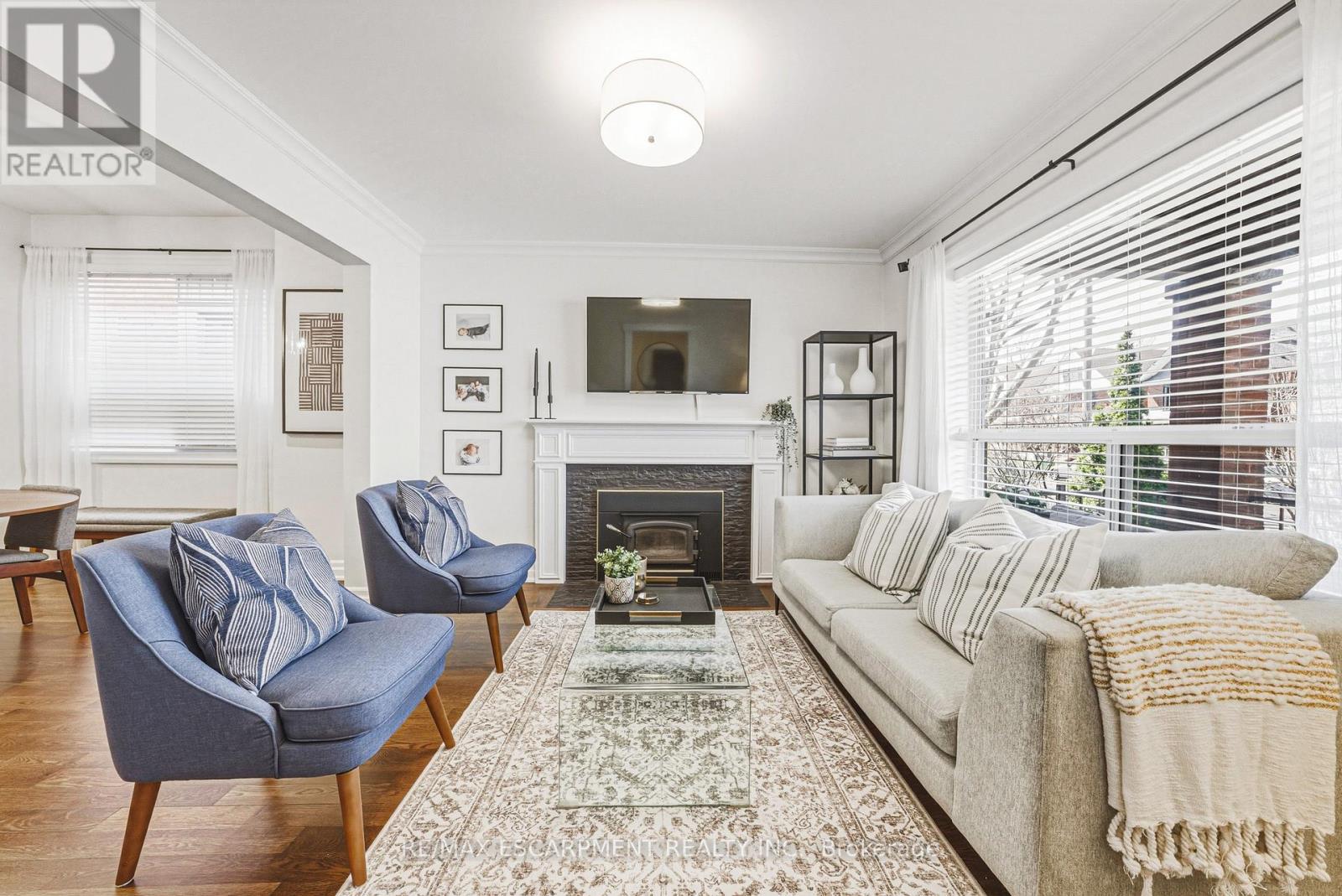 301 Evelyn Avenue, Toronto, Ontario  M6P 2Z8 - Photo 7 - W13056588