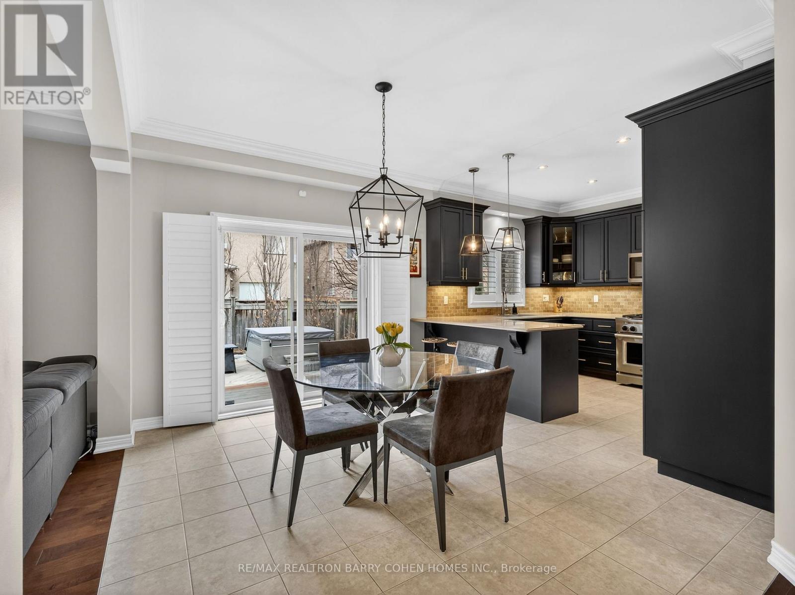 3225 Saltaire Crescent, Oakville, Ontario  L6M 0K8 - Photo 7 - W13056634