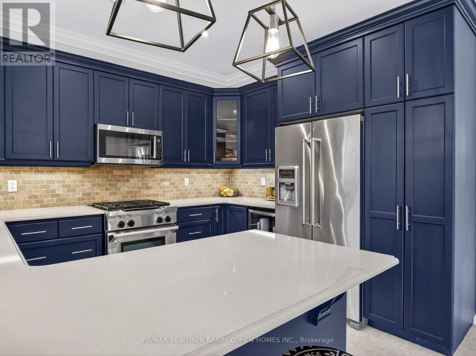 3225 Saltaire Crescent, Oakville, Ontario  L6M 0K8 - Photo 9 - W13056634