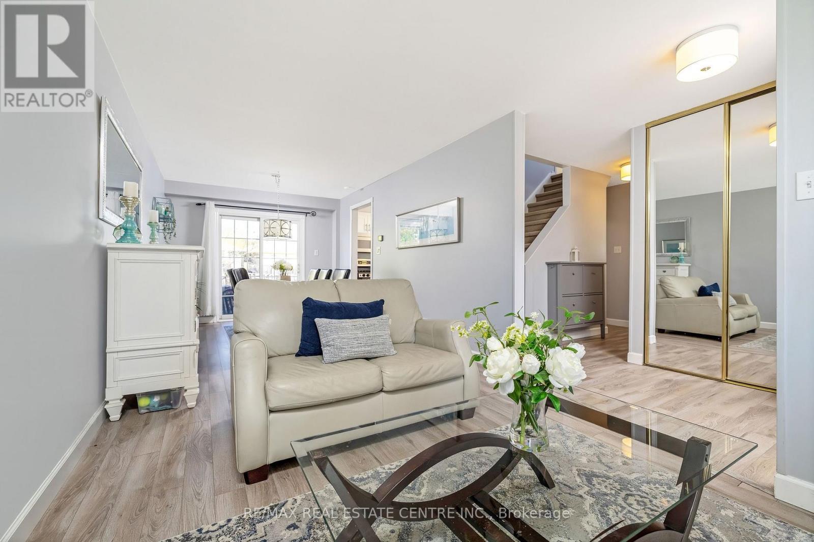 3145 Mccarron Crescent, Mississauga, Ontario  L5N 3H4 - Photo 9 - W13056642