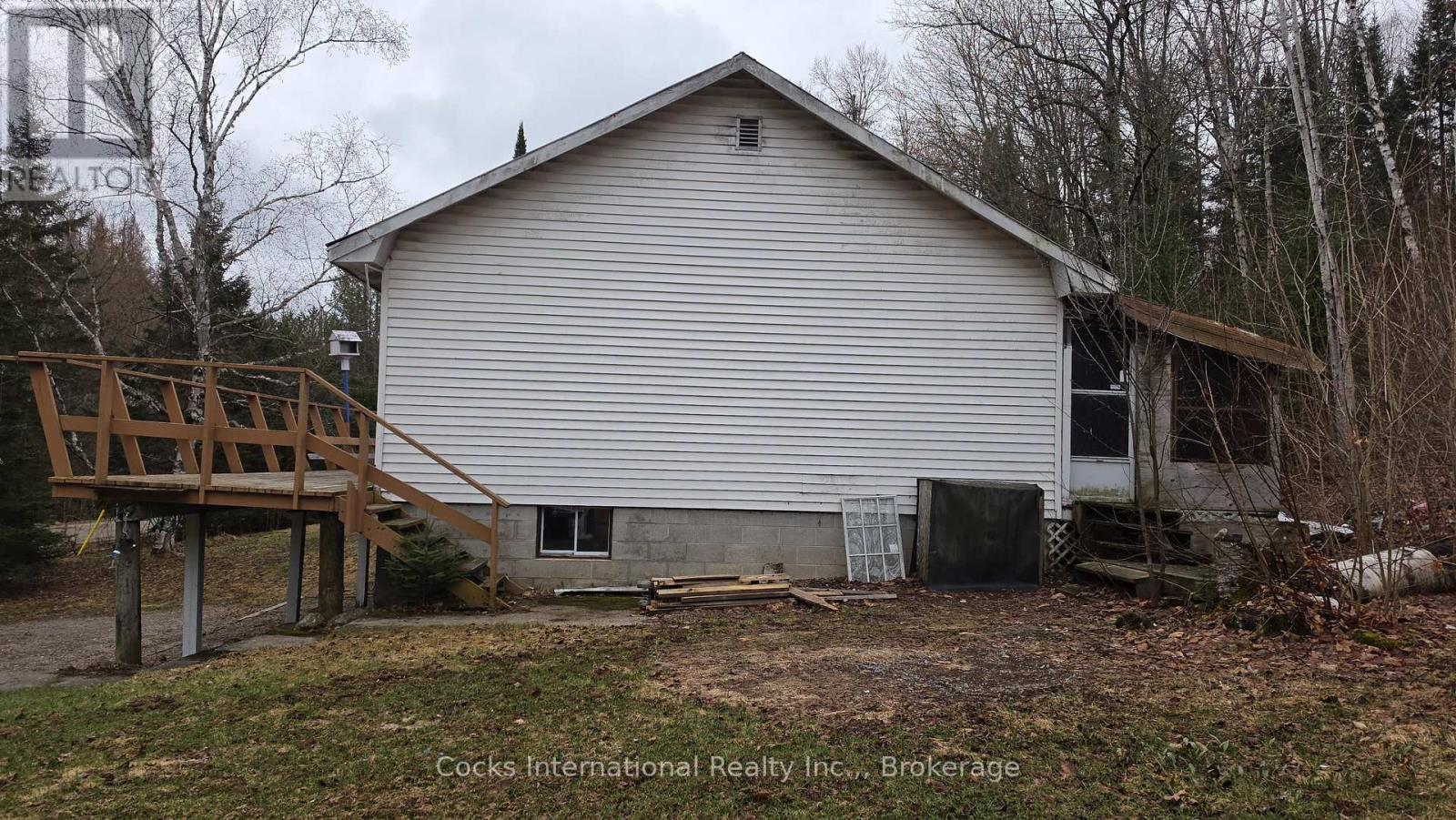 44 Expressway Road, Perry, Ontario  P0A 1J0 - Photo 20 - X12548048