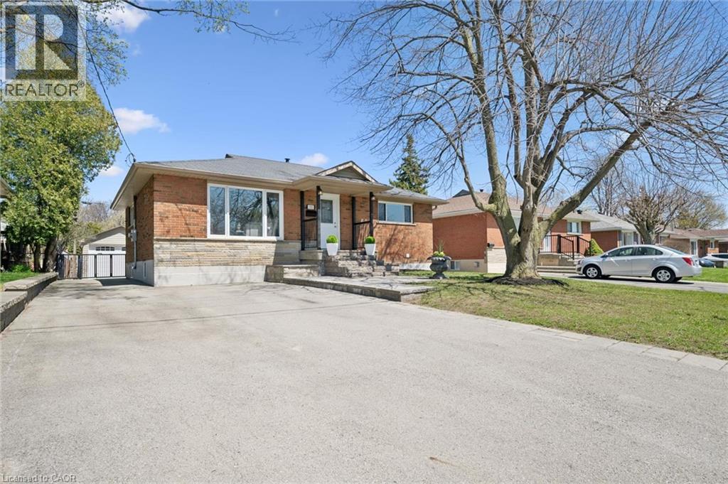 1311 Royal Drive, Halton, Ontario  L7P 2G2 - Photo 2 - 40825022