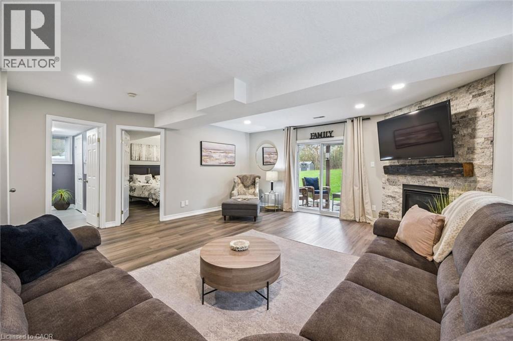 79 Fairlake Drive, Cambridge, Ontario  N1S 4Z4 - Photo 28 - 40824705