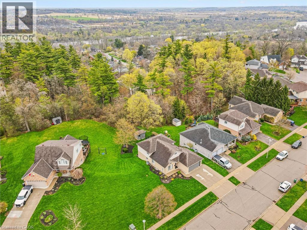 79 Fairlake Drive, Cambridge, Ontario  N1S 4Z4 - Photo 5 - 40824705