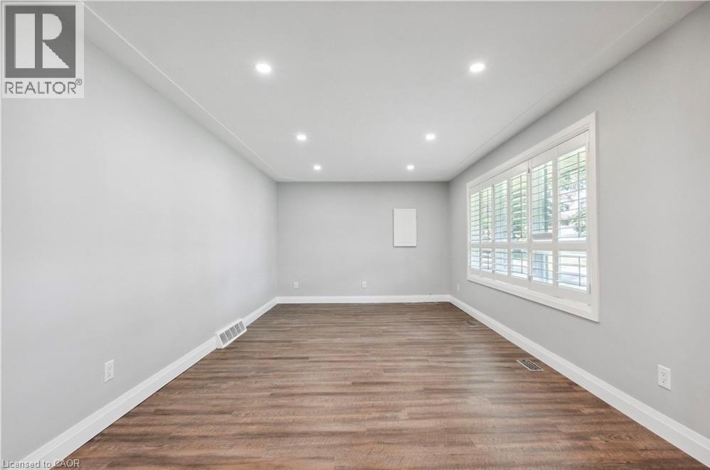 23 Terrance Drive Unit# Upper, Brantford, Ontario  N3R 3G2 - Photo 7 - 40824488