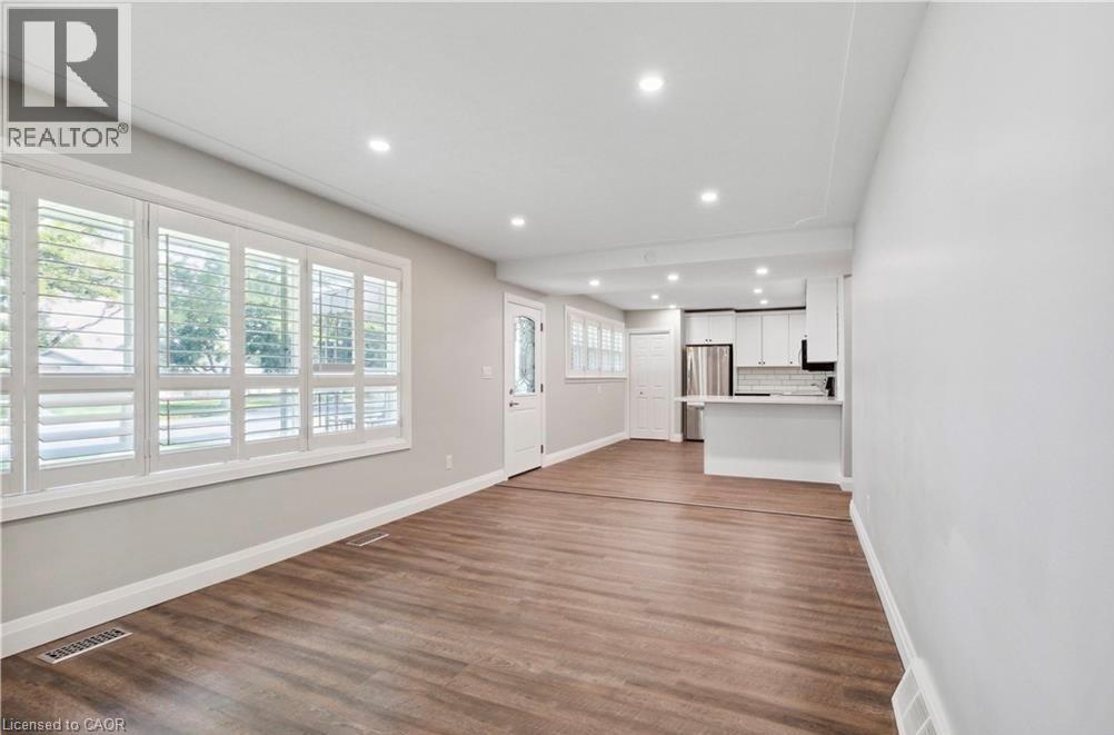 23 Terrance Drive Unit# Upper, Brantford, Ontario  N3R 3G2 - Photo 9 - 40824488