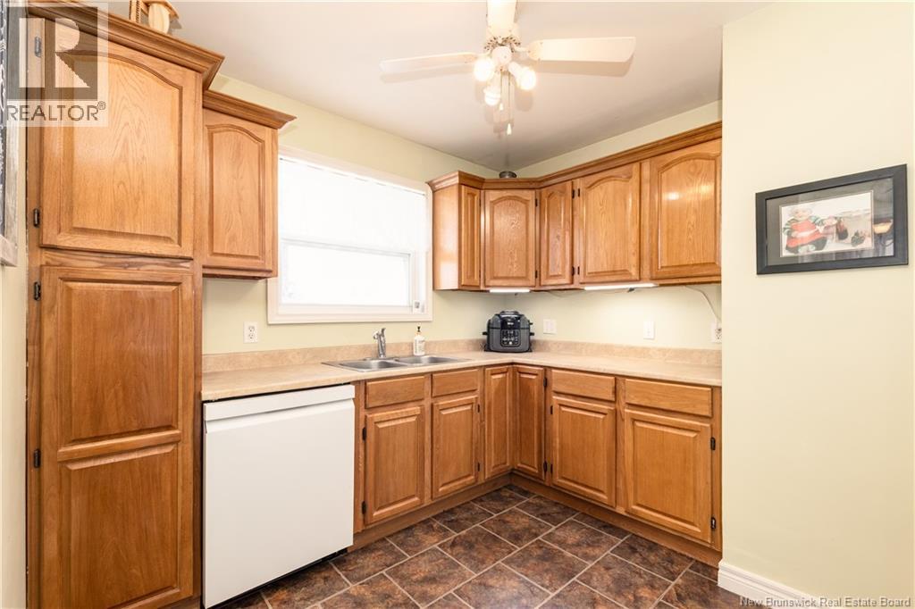 230 Canterbury Avenue, Riverview, New Brunswick  E1B 2R7 - Photo 7 - NB134084
