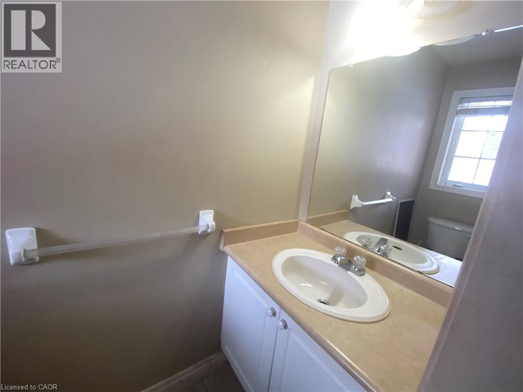 182 Kingswood Drive, Kitchener, Ontario  N2E 1S9 - Photo 5 - 40808412