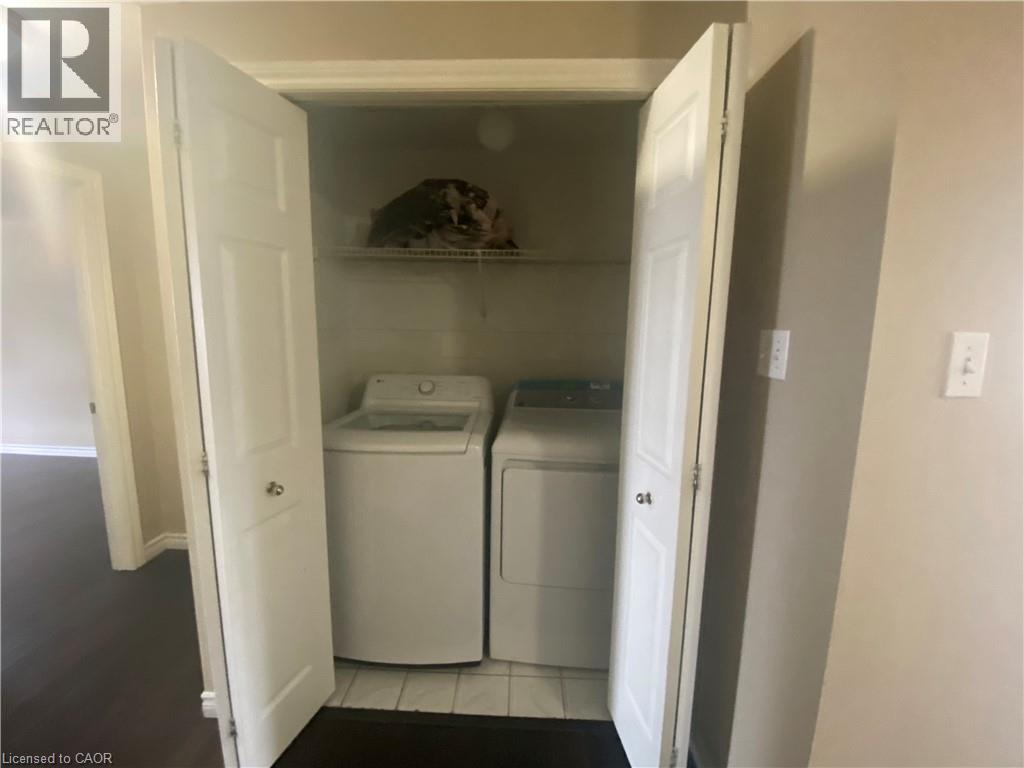 182 Kingswood Drive, Kitchener, Ontario  N2E 1S9 - Photo 10 - 40808412