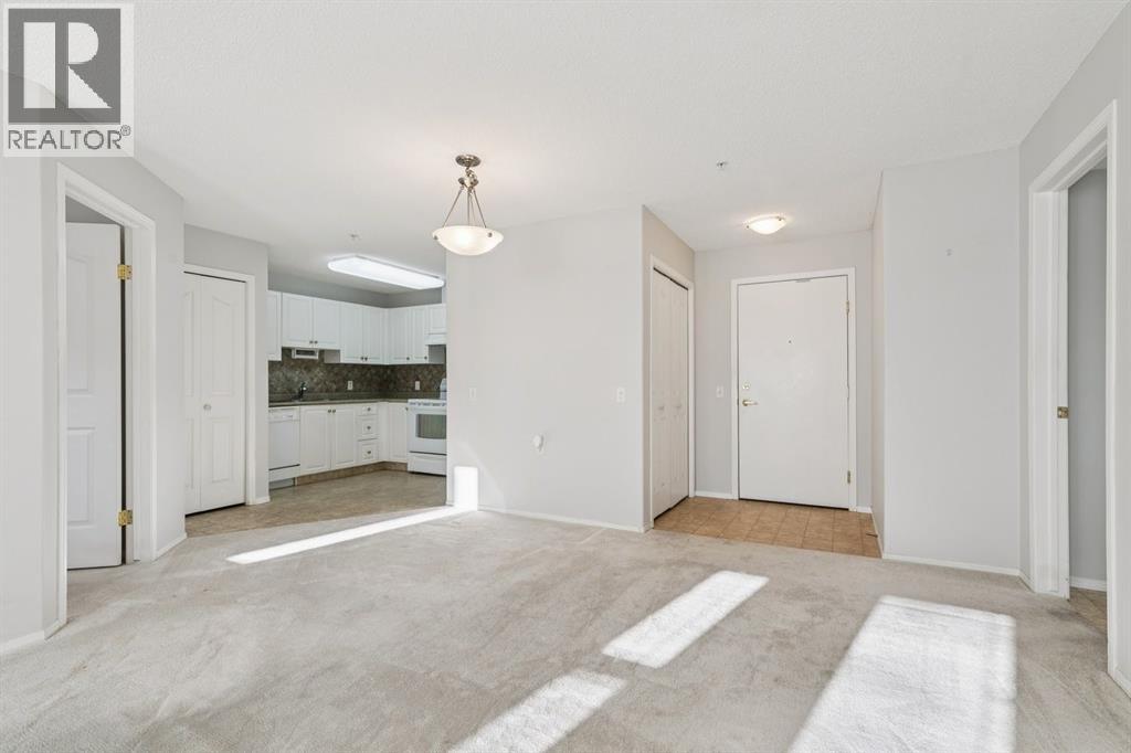 112, 5000 Somervale Court SW, Calgary, Alberta  T2Y 4M1 - Photo 7 - A2280852