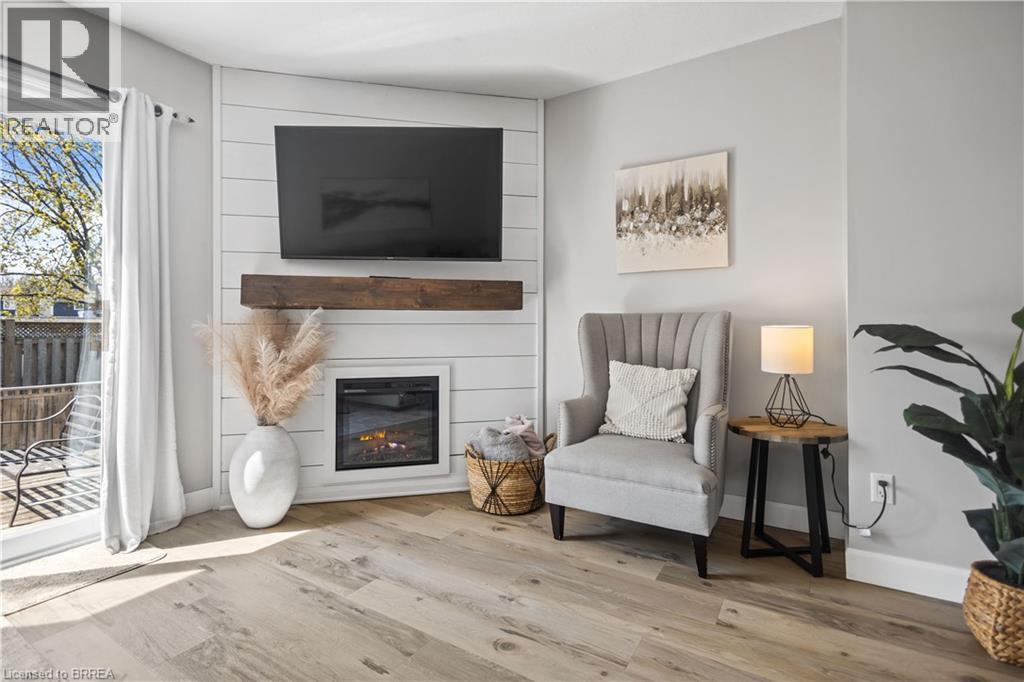 149 Brantwood Park Road Unit# F, Brantford, Ontario  N3P 1X9 - Photo 12 - 40823047